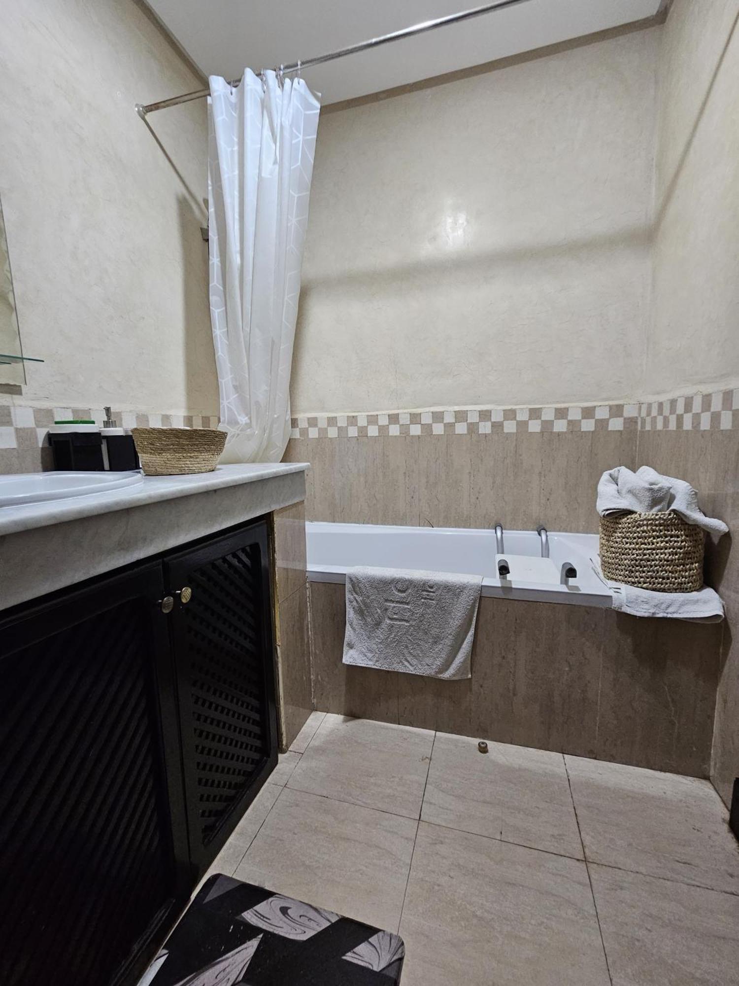 Appartement Douillet Au Centre Gueliz Marrakesh Luaran gambar